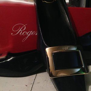 NEW Roger Vivier Belle Vivier Pumps Size 41.5